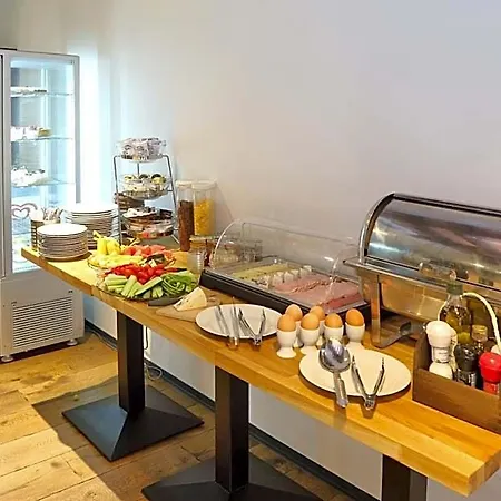 Terasy Cafe Aparthotel