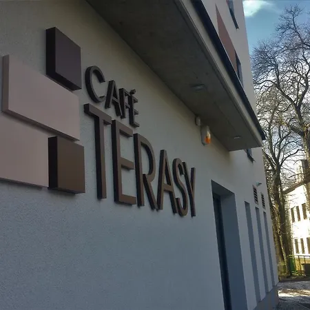 Aparthotel Terasy Café