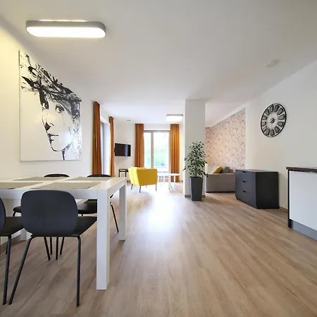 Terasy Cafe Aparthotel 4*