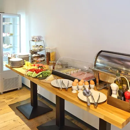 Terasy Cafe Aparthotel 4*