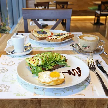 Terasy Cafe Apart Otel 4*