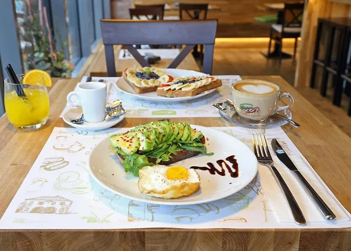Terasy Cafe شقة فندقية 4*